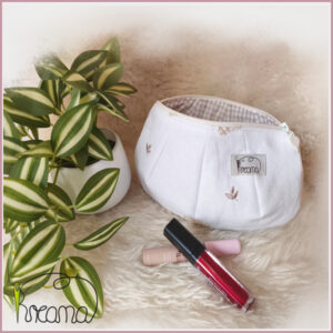 Kosmetiktasche-RV-Kreana-Leinen-beige-gestickte-und-applizierte-Blumen-Produktbild