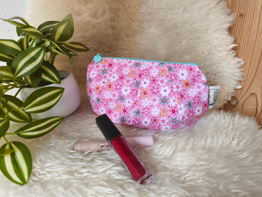 Kosmetiktasche-RV-Kreana-ros-türkis-mit-Blümchen-Produktbild